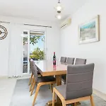 Apartment With Parking Space - 23910