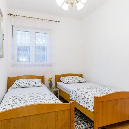 With Parking Space - 23910 Apartment Trogir