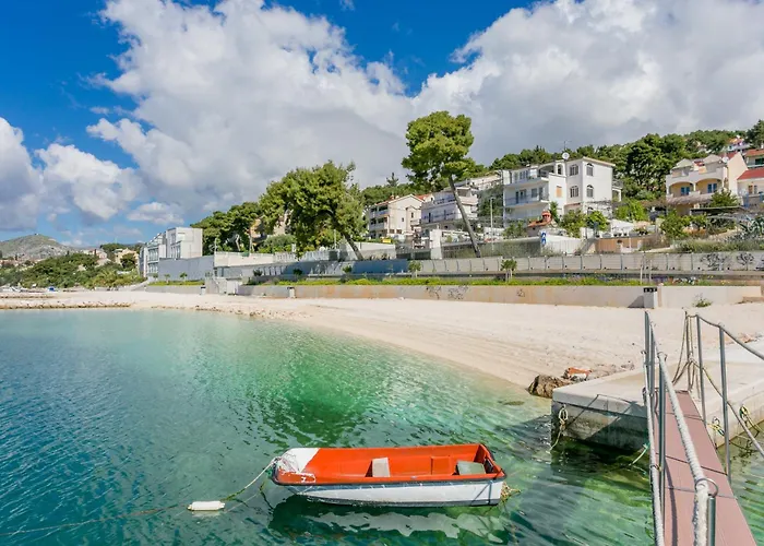 With Parking Space - 23910 Trogir